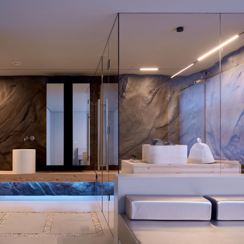 Минимализм и фантастика: сауна в таунхаусе по проекту Алексея Аладашвили