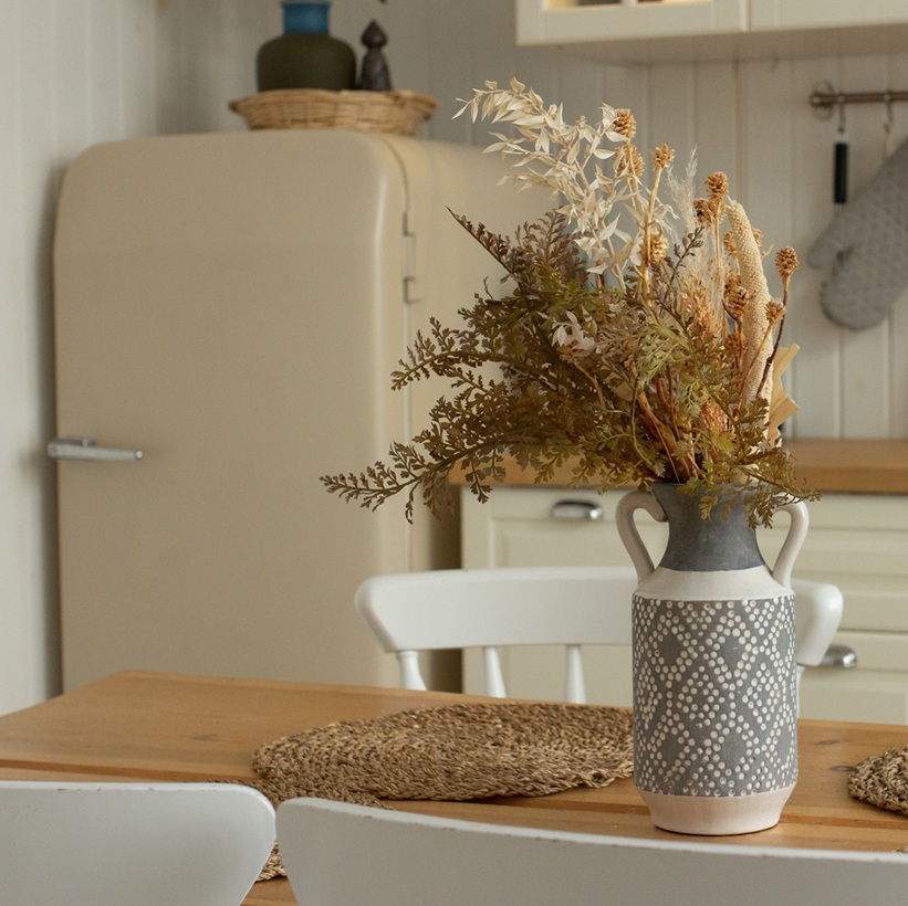 Дизайн маленькой кухни: идеи, планировка, хранение и фото